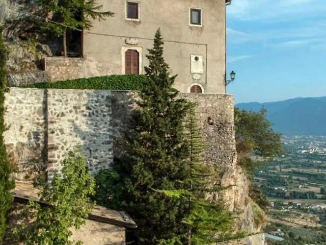 Domus Corinnae Tatil Evi *