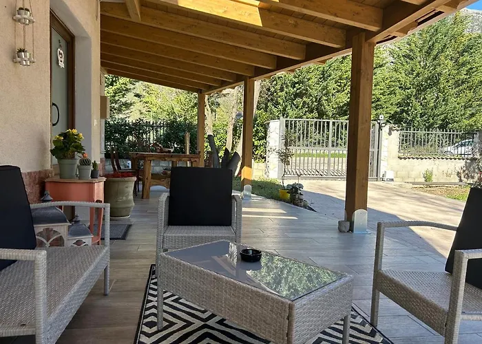 Domus Corinnae Tatil Evi *